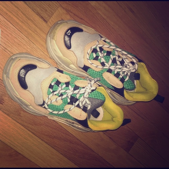 Triple S Balenciaga hardly worn - Picture 1 of 3